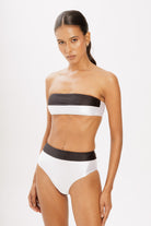 TOP-PRETO-E-BRANCO-AT-NIGHT-BY-LB-G